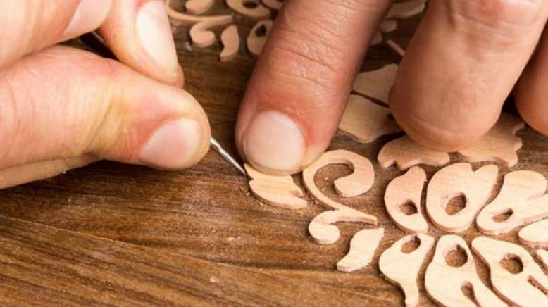 Detalle bordado calado